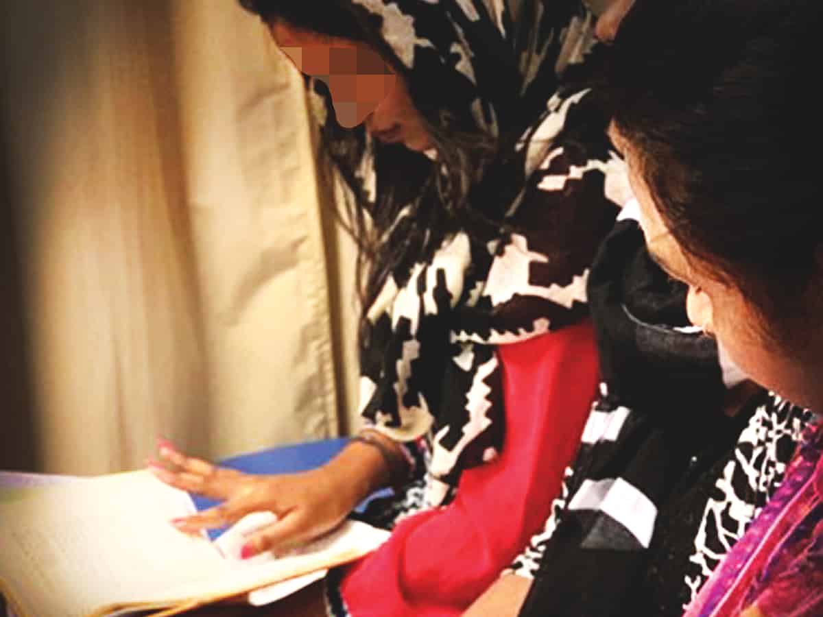 Christian-Refugees_CFI_School1